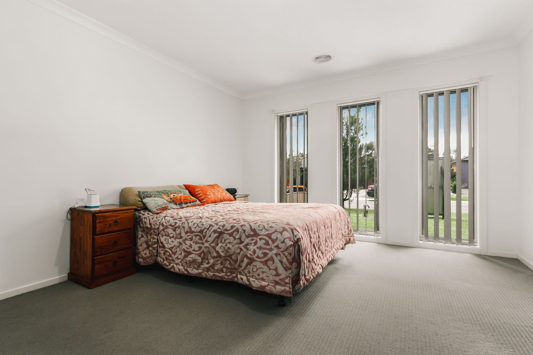 18 Edmund Street, Pakenham VIC 3810, Pakenham - Thumbnail 7