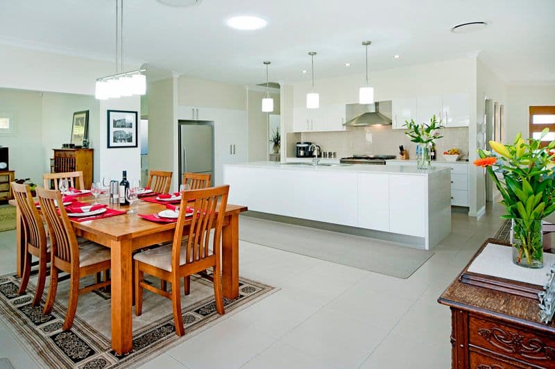 2572 Cressbrook Drive, Hope Island QLD 4212, Hope Island - Thumbnail 4