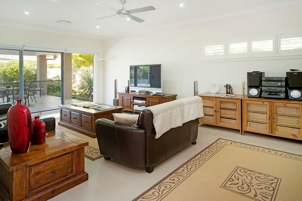 2572 Cressbrook Drive, Hope Island QLD 4212, Hope Island - Thumbnail 7