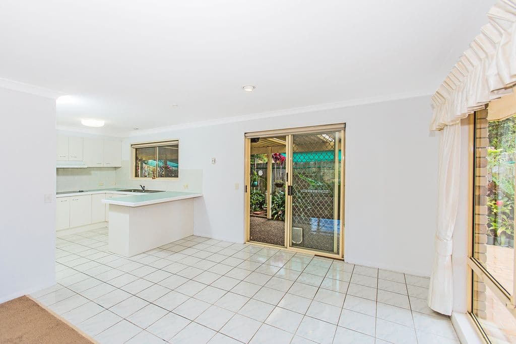 12 Chardonnay Crescent, TWEED HEADS SOUTH NSW 2486, Tweed Heads South - Thumbnail 5