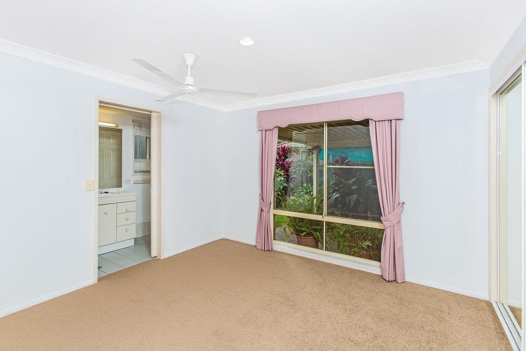 12 Chardonnay Crescent, TWEED HEADS SOUTH NSW 2486, Tweed Heads South - Thumbnail 8