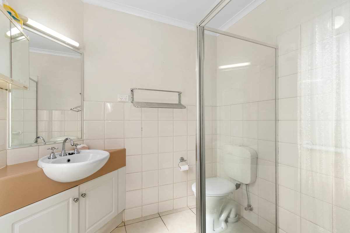 6 / 2 Wallace Street, Morwell VIC 3840, Morwell - Thumbnail 6