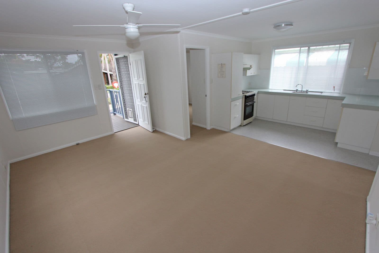 39 Karalta Road, Erina NSW 2250, Erina - Thumbnail 3