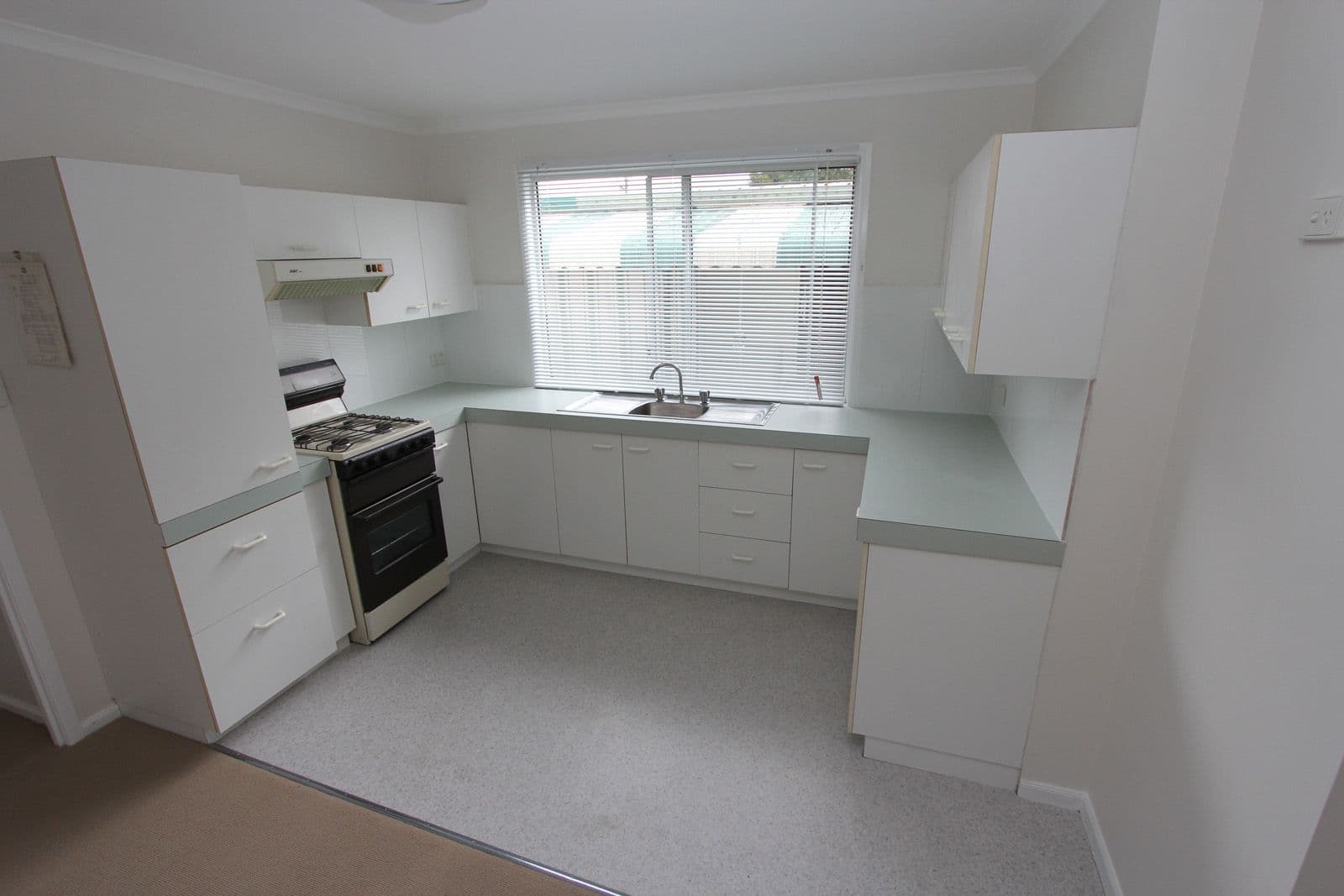 39 Karalta Road, Erina NSW 2250, Erina - Thumbnail 5