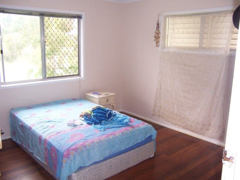 7 Canopus Court, KINGSTON QLD 4114, Kingston - Thumbnail 3