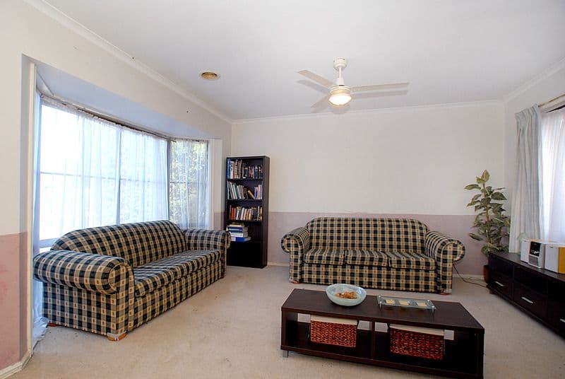 13 Wattleview Rise, SCORESBY VIC 3179, Scoresby - Thumbnail 2