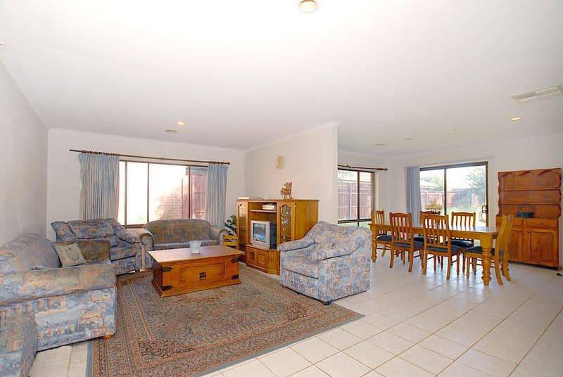 13 Wattleview Rise, SCORESBY VIC 3179, Scoresby - Thumbnail 4