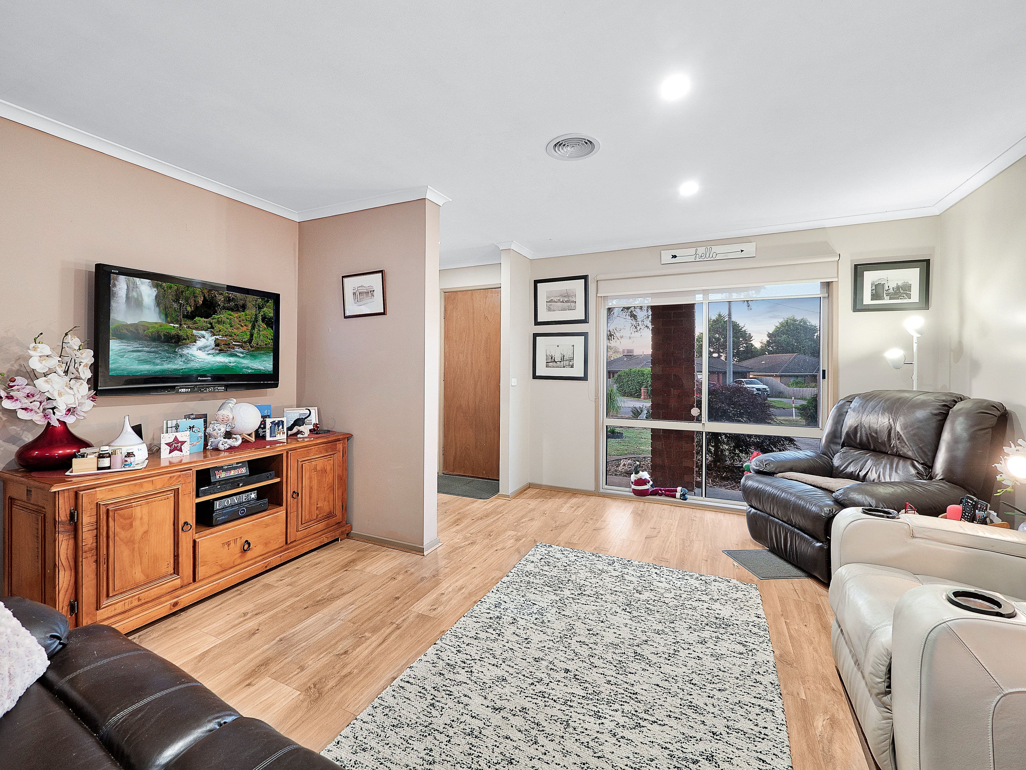 12 Manisa Place, Cranbourne West VIC 3977, Cranbourne West - Thumbnail 2
