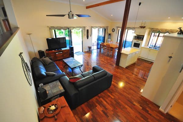37 Coral Sea Crescent, WULGURU QLD 4811, Wulguru - Thumbnail 5