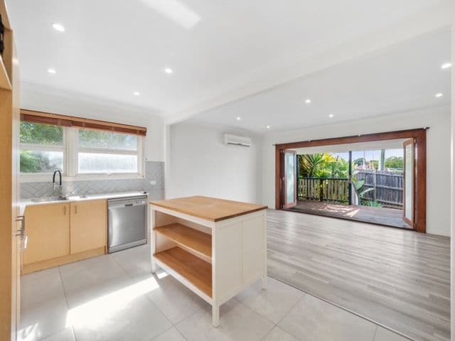 241 Newnham Road, Upper Mount Gravatt QLD 4122, Upper Mount Gravatt - Image 1