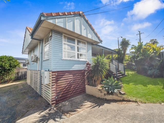 241 Newnham Road, Upper Mount Gravatt QLD 4122, Upper Mount Gravatt - Thumbnail 2