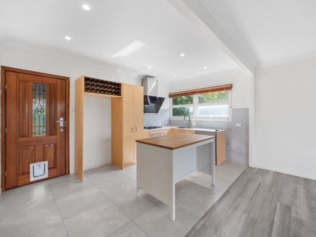 241 Newnham Road, Upper Mount Gravatt QLD 4122, Upper Mount Gravatt - Thumbnail 3