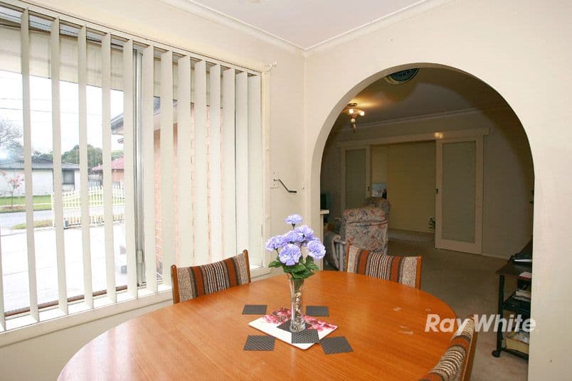 40 Hanleth Avenue, SPRINGVALE VIC 3171, Springvale - Thumbnail 3
