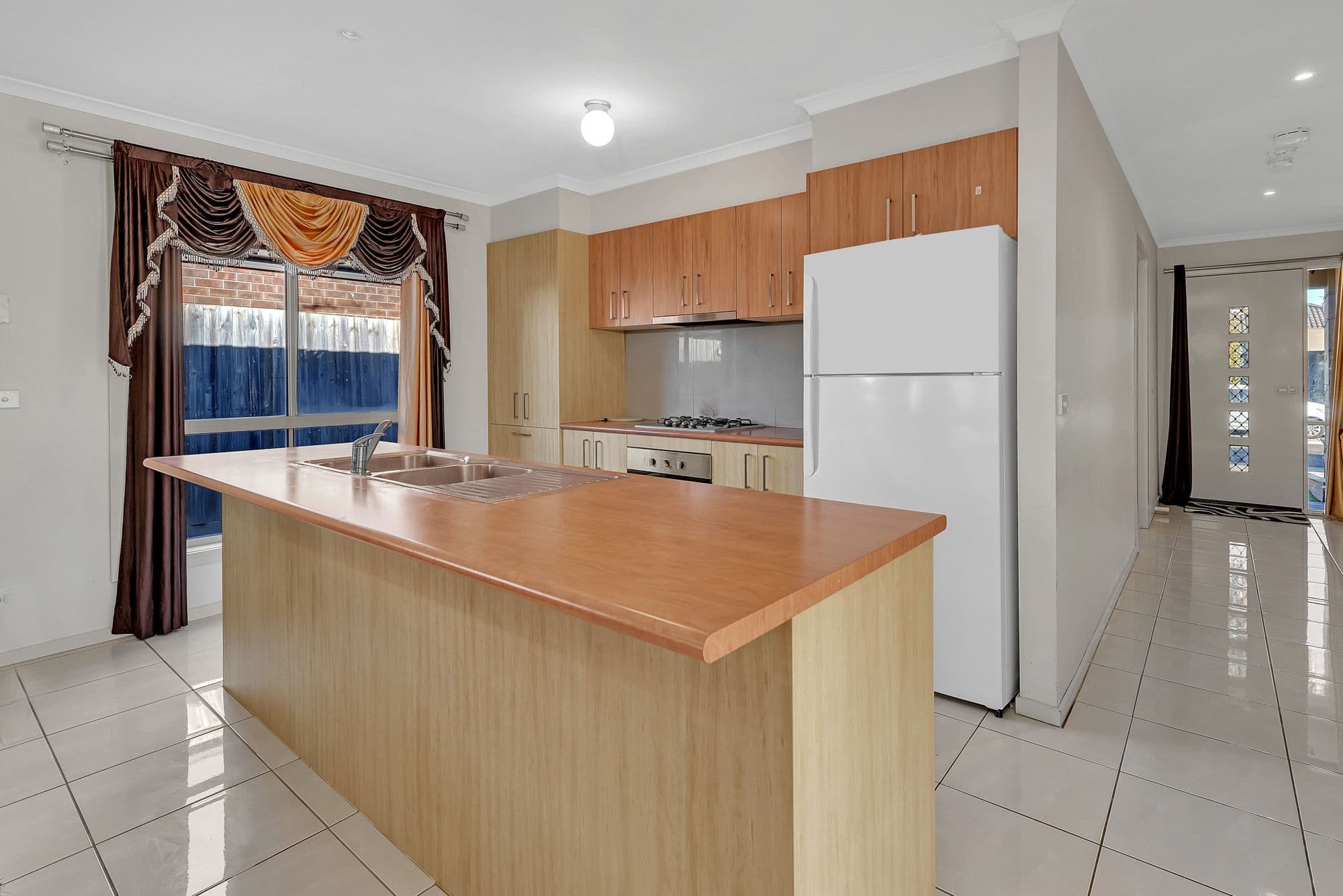 4 Galeff Avenue, Truganina VIC 3029, Truganina - Thumbnail 4