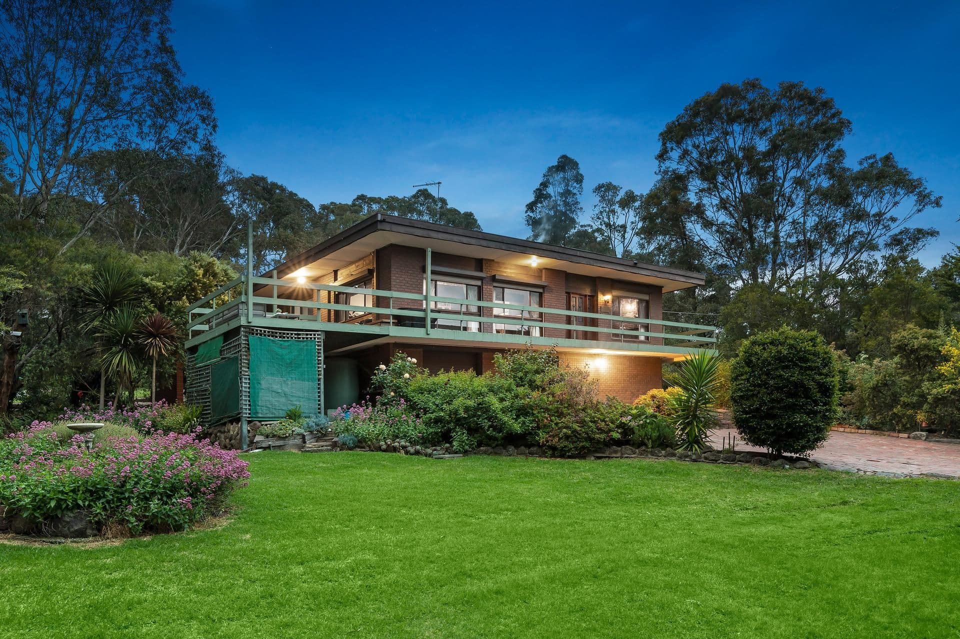 1 Caroline Crescent, Hurstbridge VIC 3099, Hurstbridge - Image 1