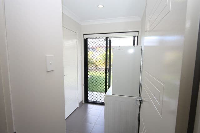 22 Michael Drive, BILOELA QLD 4715, Biloela - Thumbnail 8