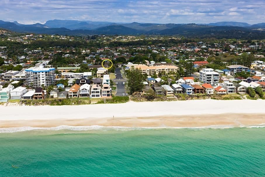 136 Cypress Terrace, PALM BEACH QLD 4221, Palm Beach - Thumbnail 2