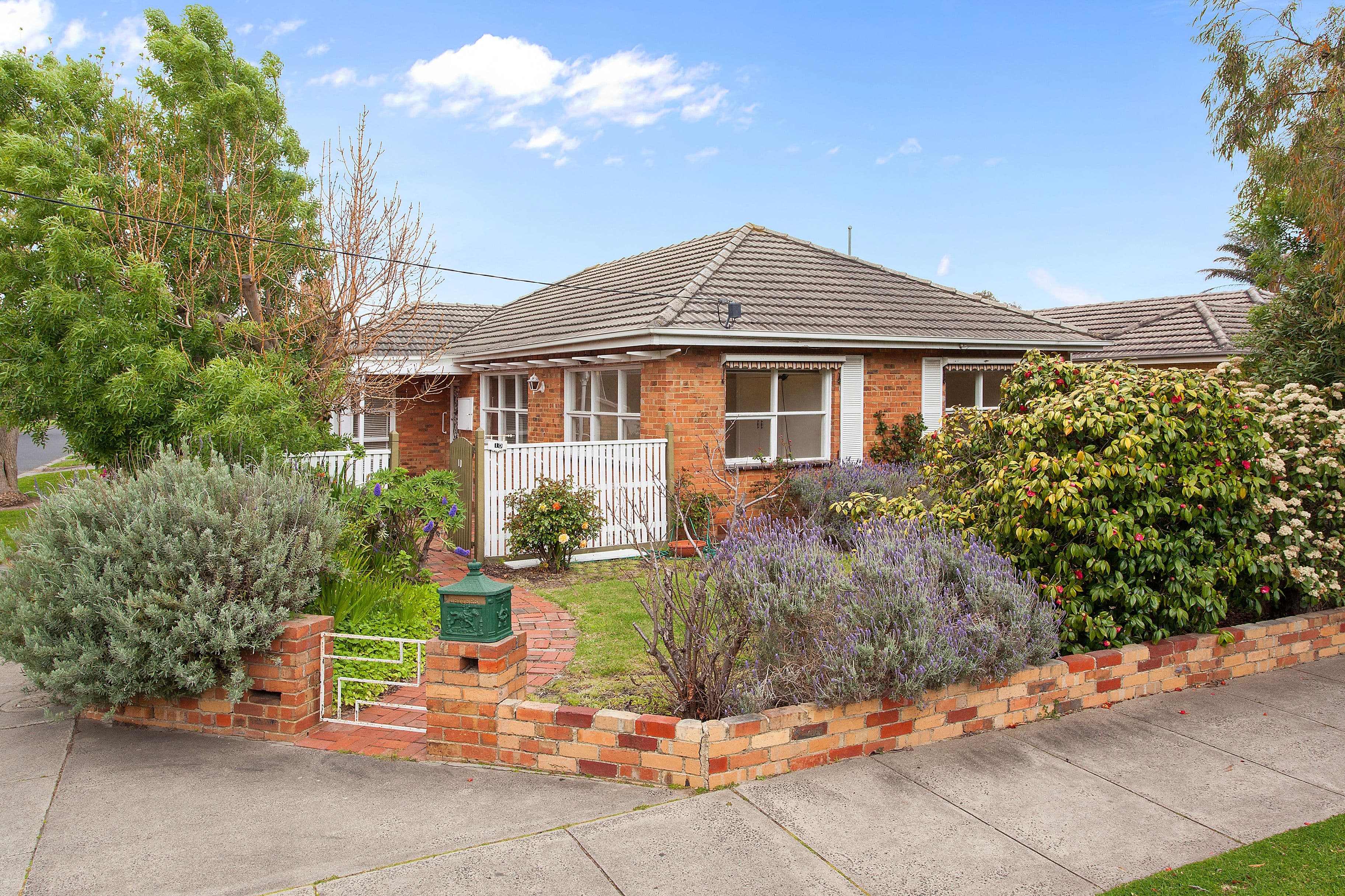 10 Wards Grove, Bentleigh East VIC 3165, Bentleigh East - Thumbnail 2