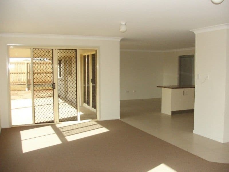 23 Anna Meares Avenue, GRACEMERE QLD 4702, Gracemere - Thumbnail 4