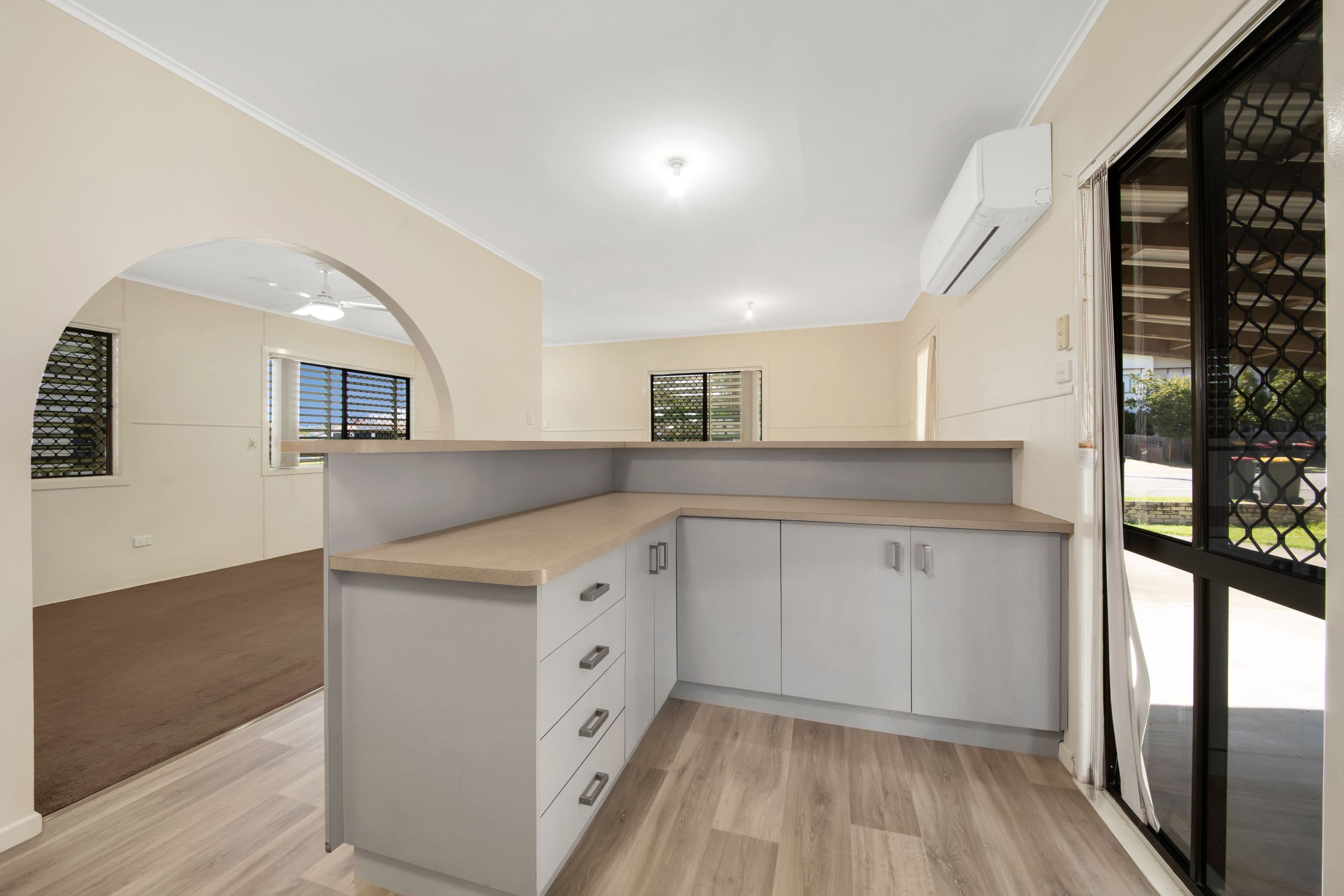 1a Rossella Street, West Gladstone QLD 4680, West Gladstone - Thumbnail 3