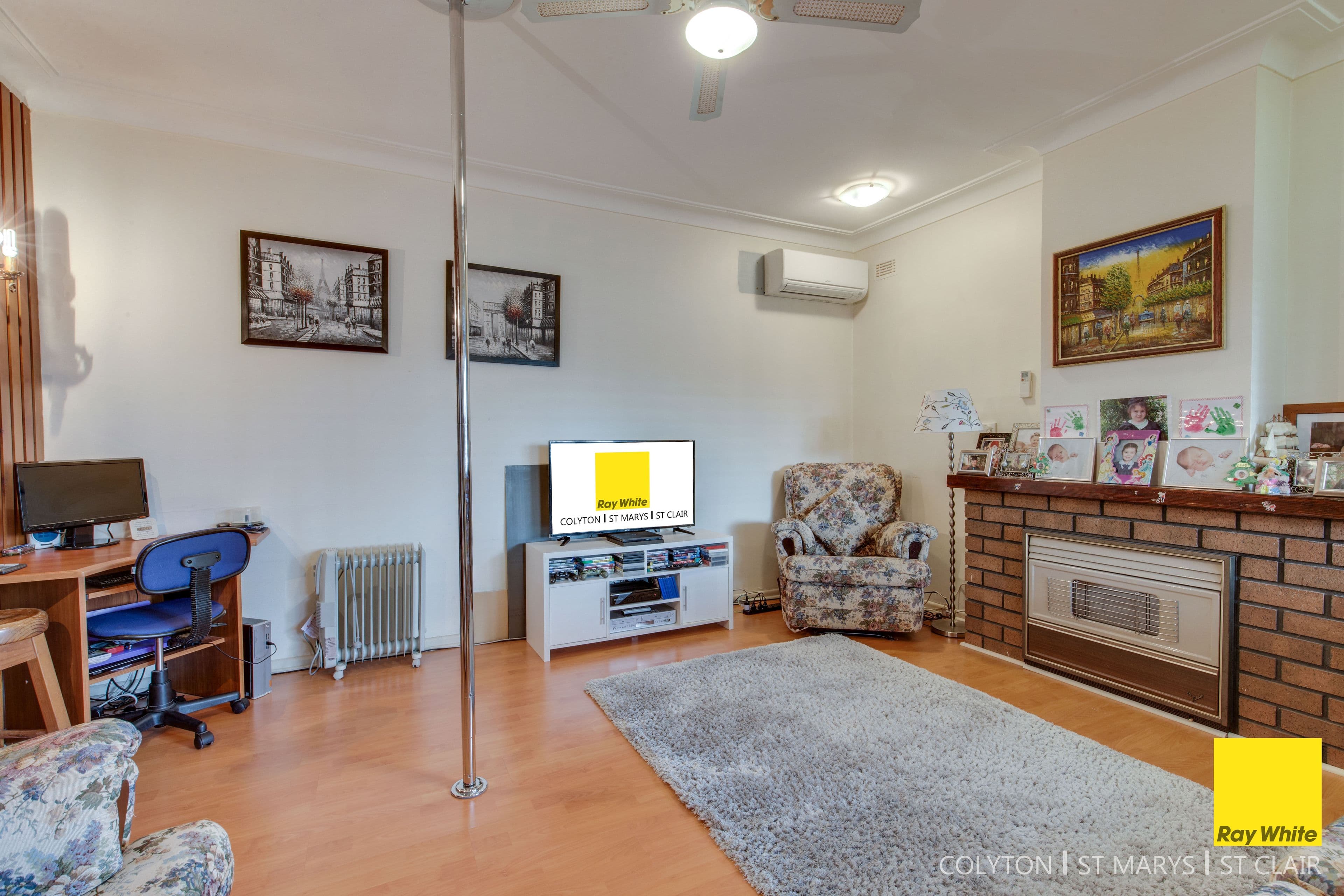 2 Leonard Street, Colyton - Thumbnail 2