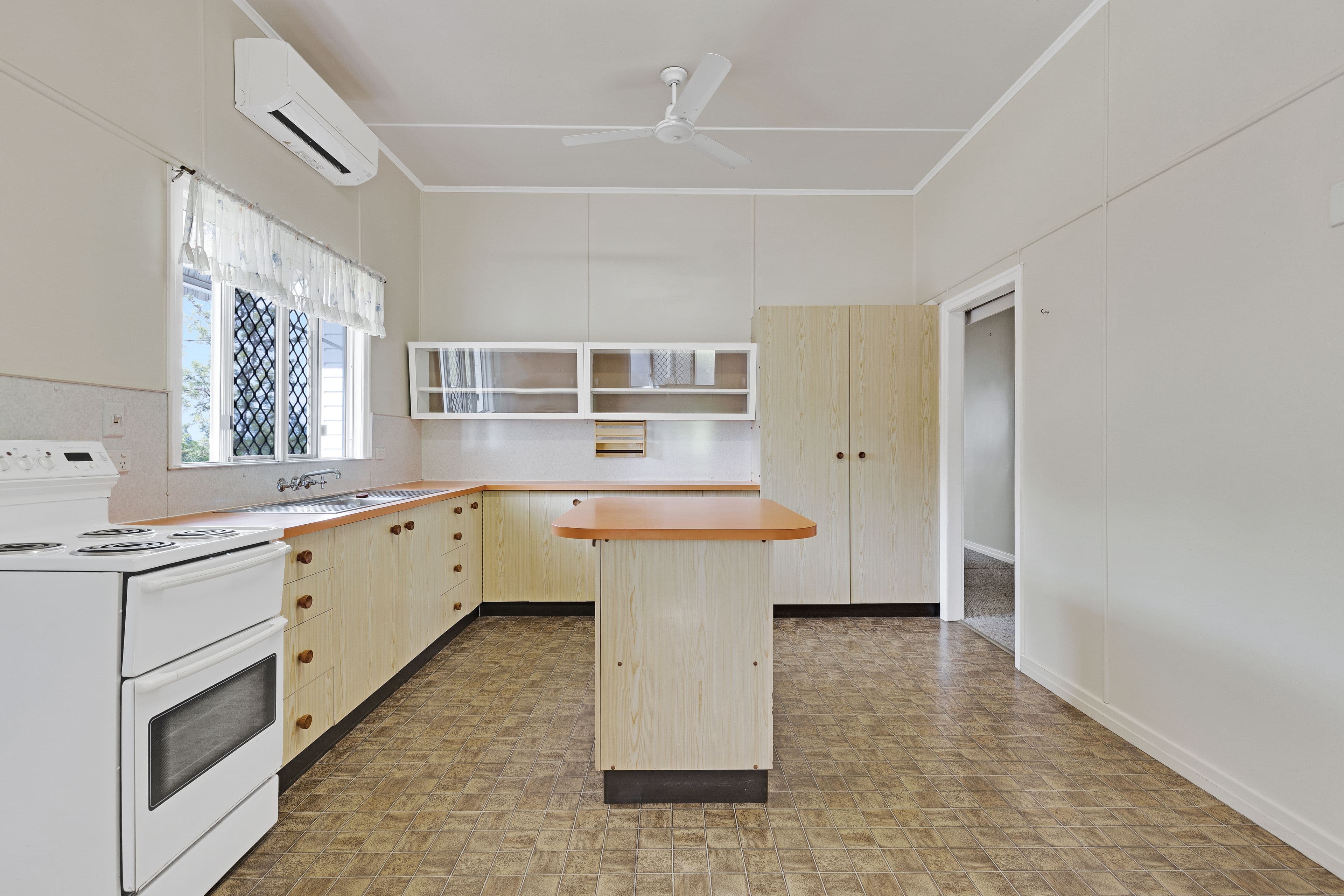 6 McKellar Avenue, Hoppers Crossing VIC 3029, Hoppers Crossing - Thumbnail 7