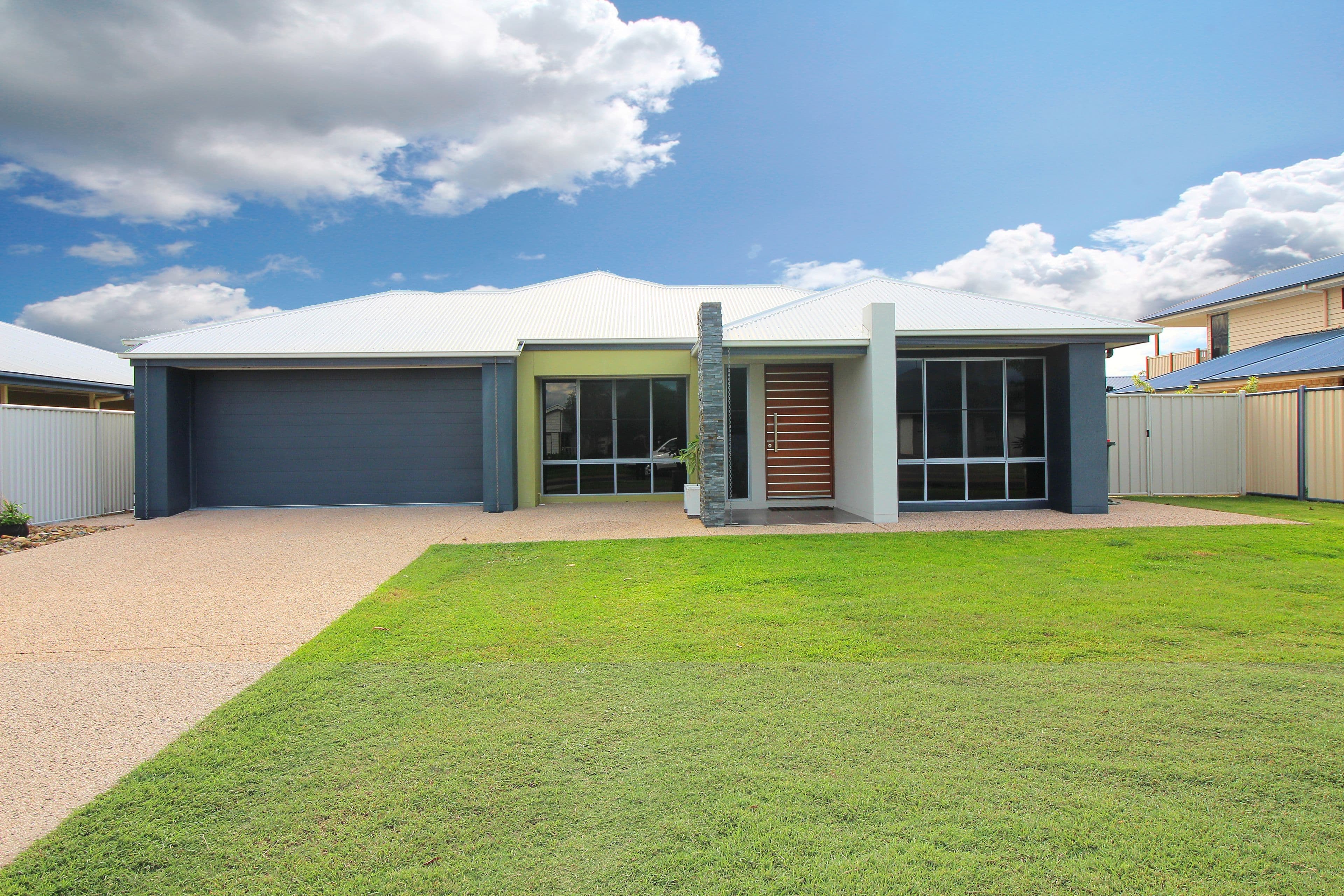 25 Desgrand Street, Emerald QLD 4720, Emerald - Image 1