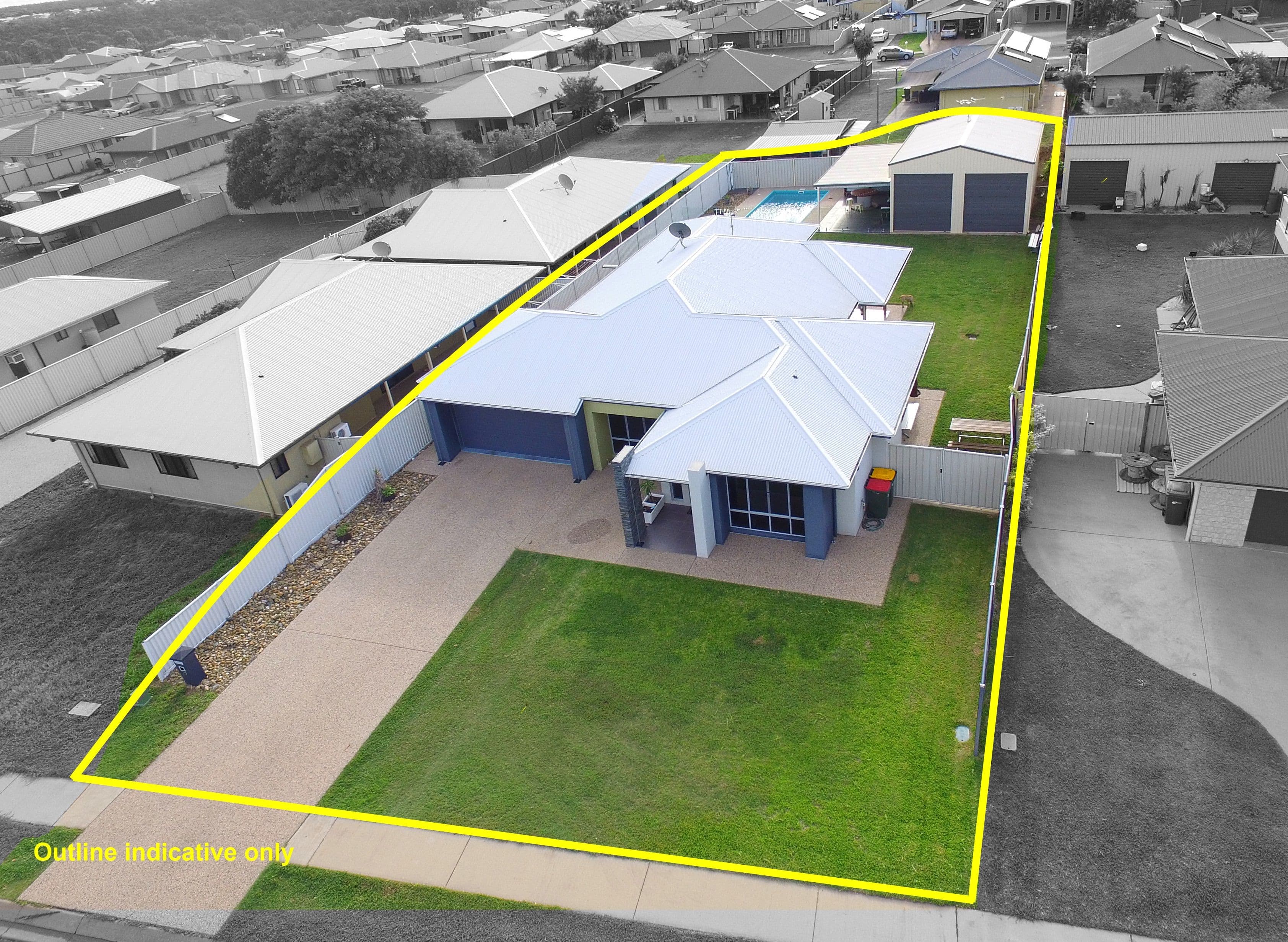 25 Desgrand Street, Emerald QLD 4720, Emerald - Thumbnail 2