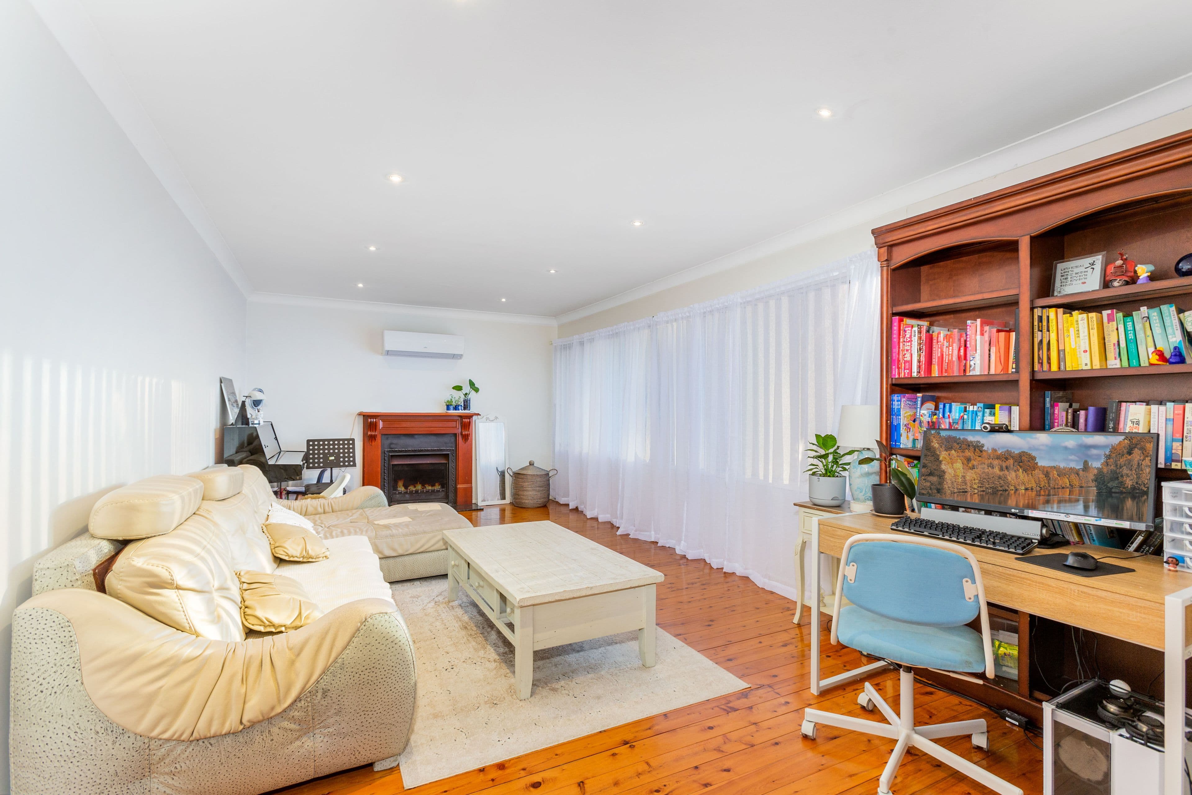 21 Merrilong Street, Castle Hill NSW 2154, Castle Hill - Thumbnail 2