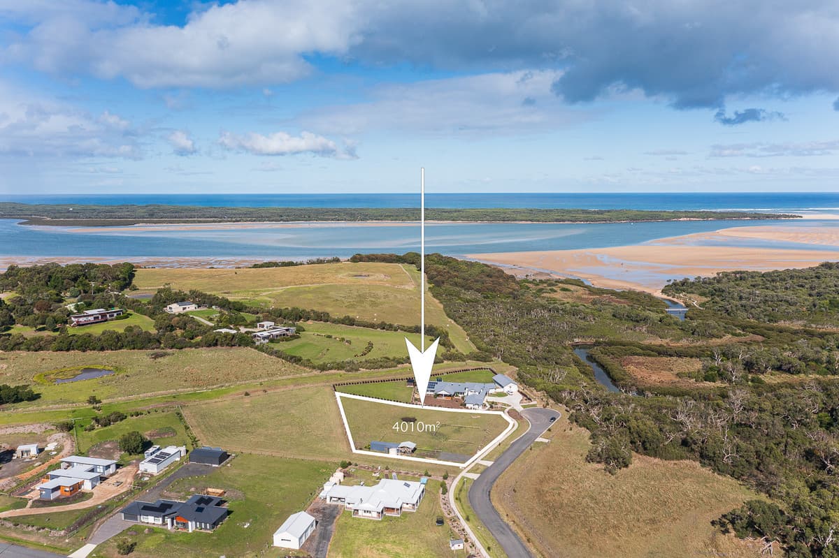 13 Piper Place, INVERLOCH VIC 3996, Inverloch - Thumbnail 2