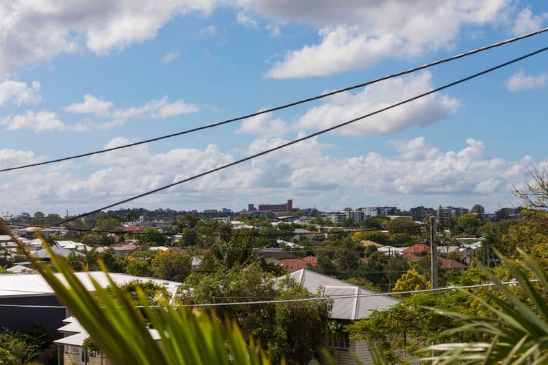 33 Thirteenth Avenue, Kedron QLD 4031, Kedron - Thumbnail 2