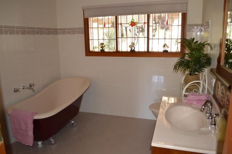 75 Murrayfield Drive, DUBBO NSW 2830, Dubbo - Thumbnail 3