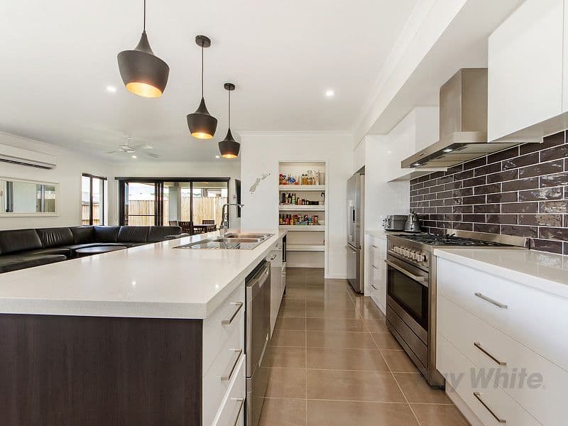 43 Balla Balla Crescent, Ormeau Hills QLD 4208, Ormeau Hills - Thumbnail 2