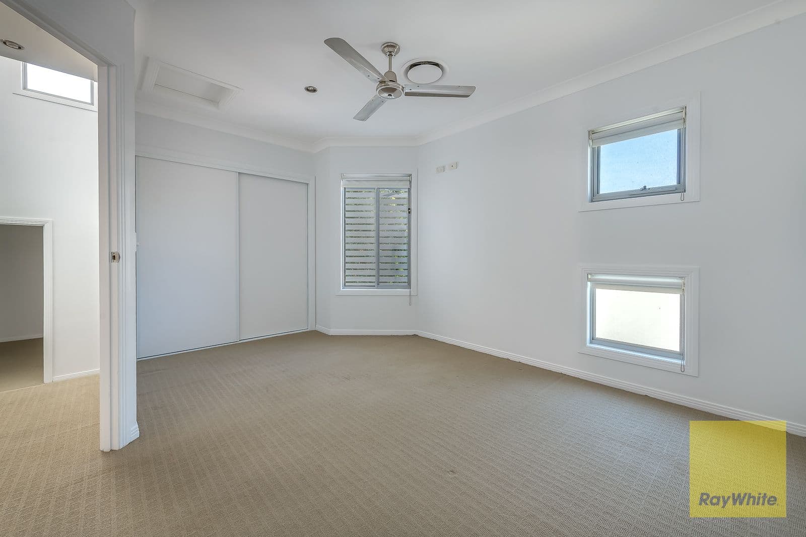 5-7 Ashbourne Terrace, Biggera Waters QLD 4216, Biggera Waters - Thumbnail 8