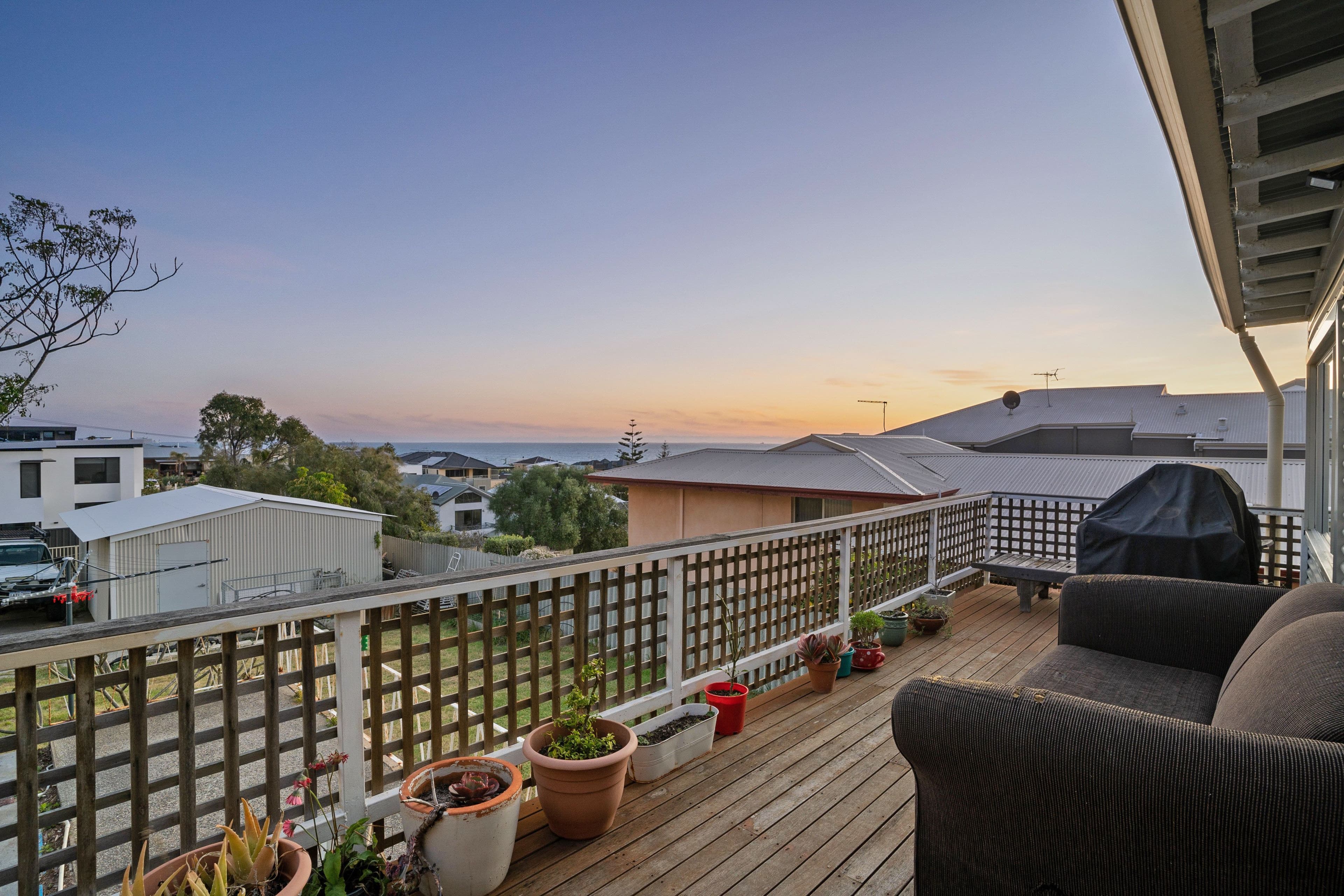 24 Clontarf Street, Sorrento WA 6020, Sorrento - Thumbnail 2
