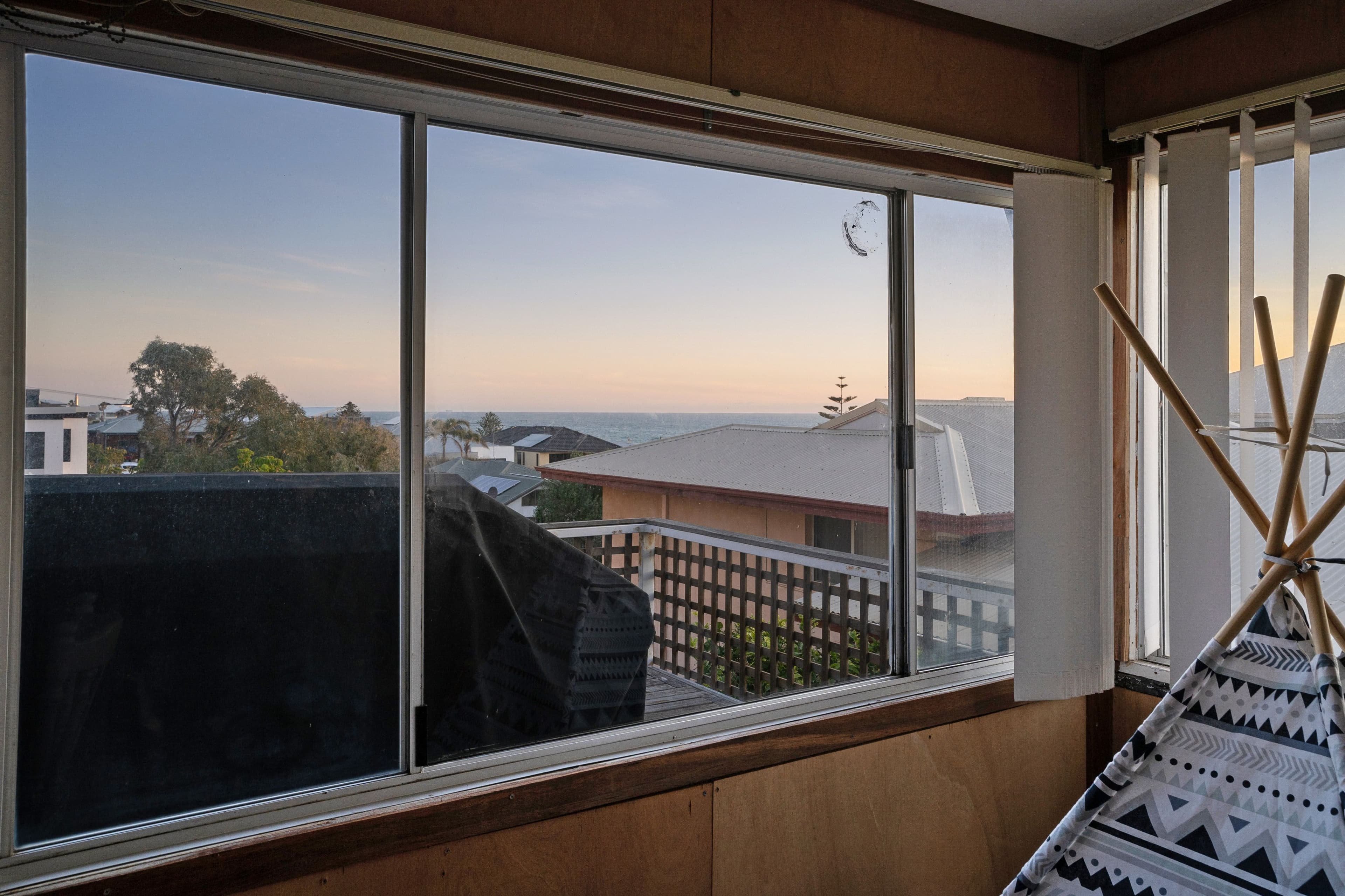 24 Clontarf Street, Sorrento WA 6020, Sorrento - Thumbnail 7