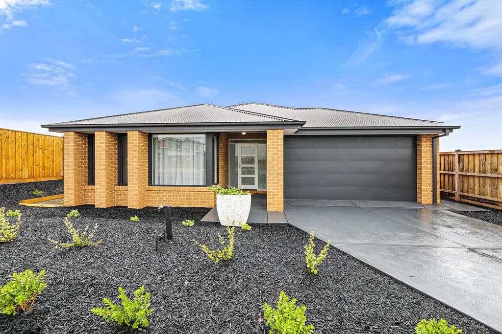 65 Bexley Boulevard, Drouin VIC 3818, Drouin - Image 1