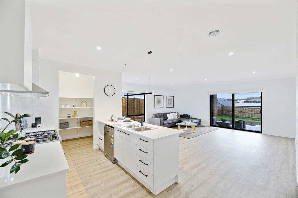 65 Bexley Boulevard, Drouin VIC 3818, Drouin - Thumbnail 4