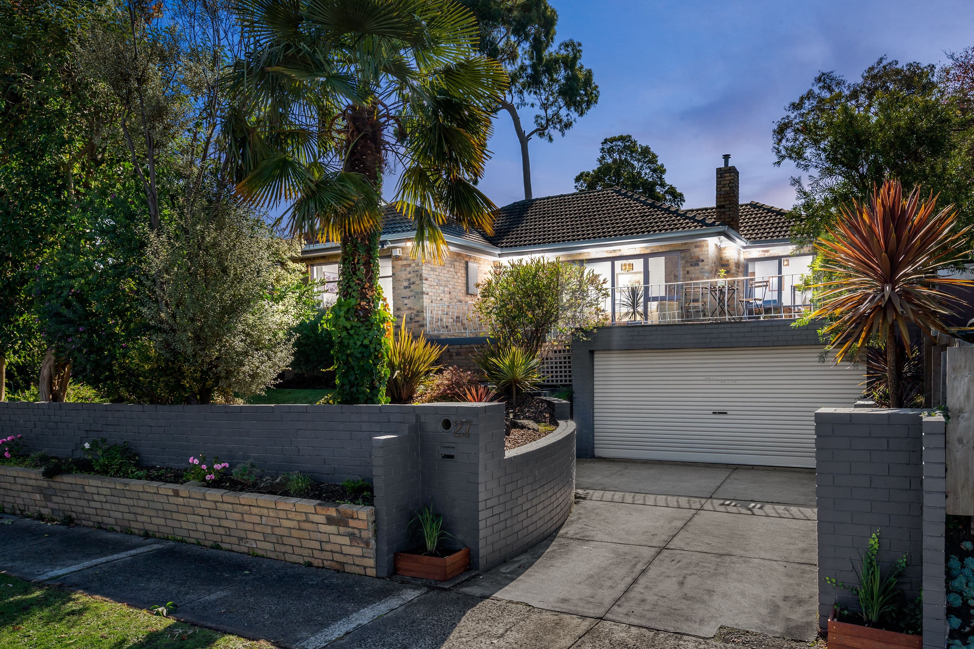 27 Marianne Way, Mount Waverley VIC 3149, Mount Waverley - Thumbnail 2