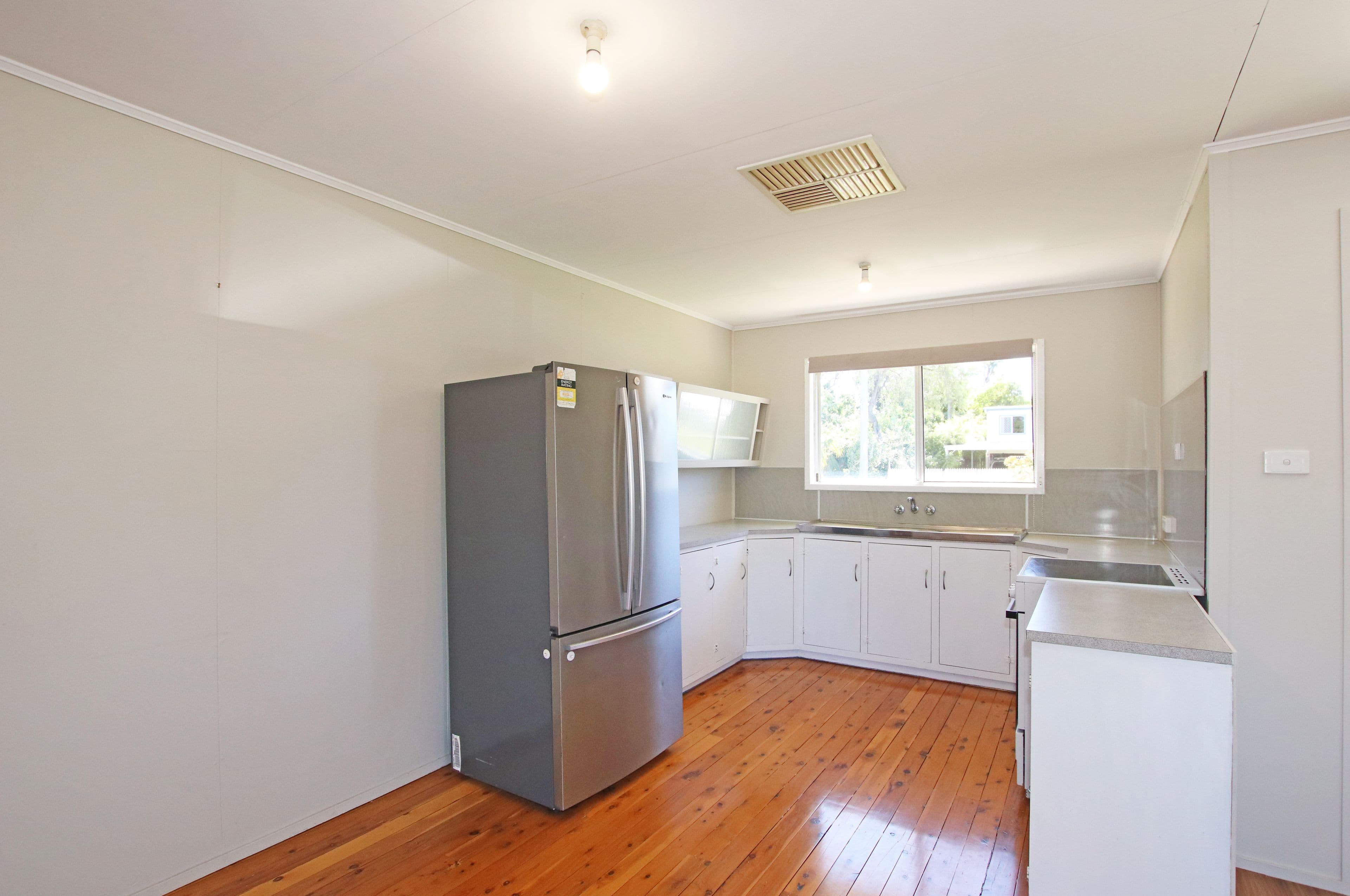 35 Cooper Street, Biloela QLD 4715, Biloela - Thumbnail 6