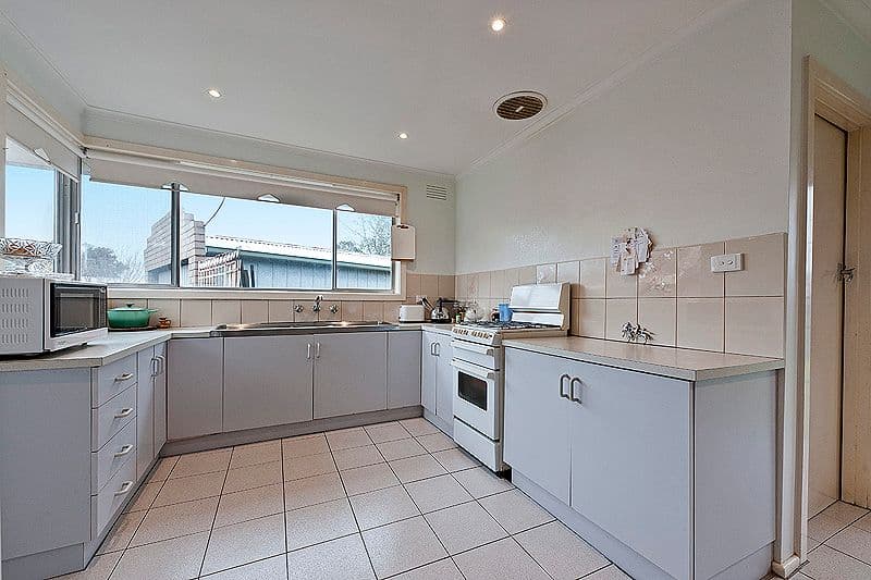 8 Ashley Court, Thomastown VIC 3074, Thomastown - Thumbnail 3