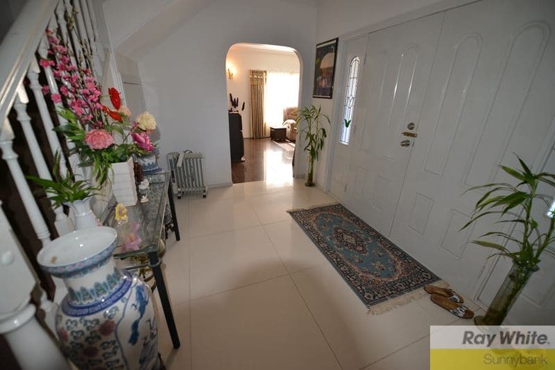 8 Pinecroft Close, CALAMVALE QLD 4116, Calamvale - Thumbnail 3