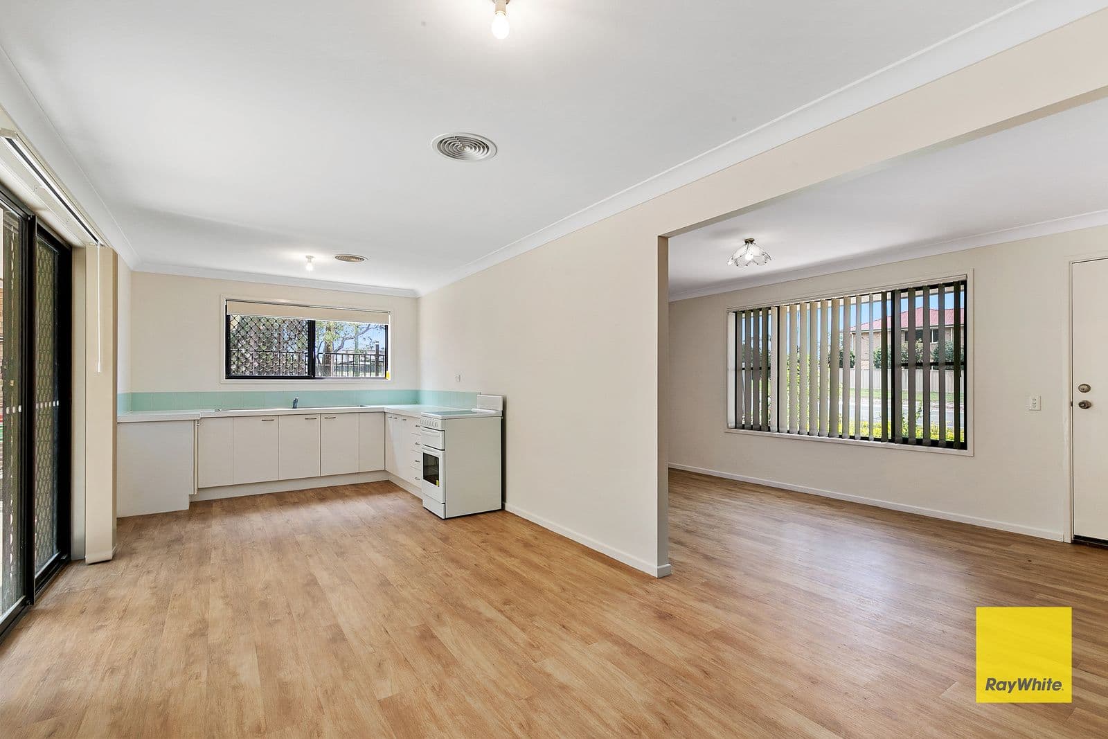 39 Ney Road, Capalaba QLD 4157, Capalaba - Thumbnail 2