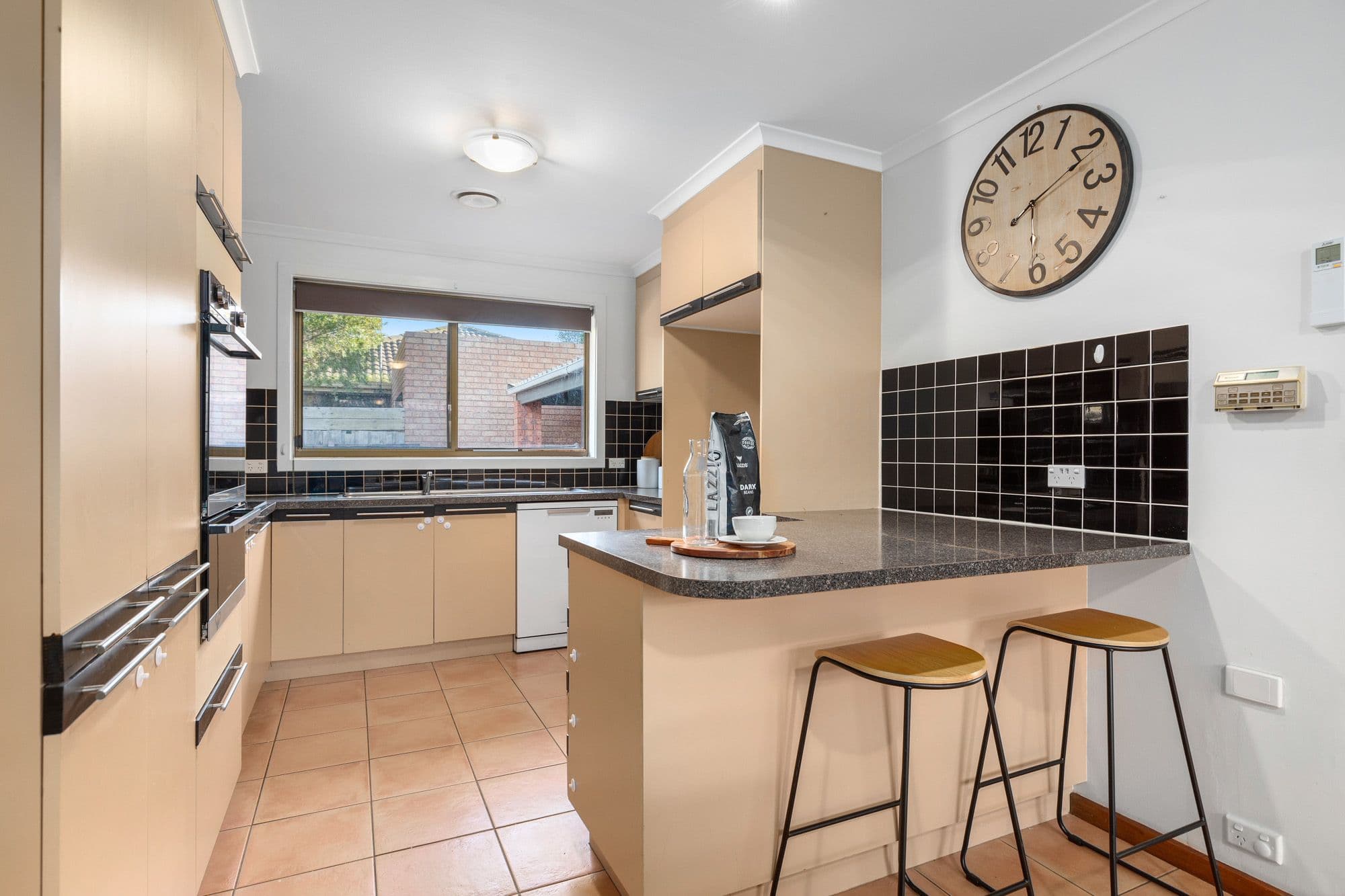 13 Wilson Crescent, Hoppers Crossing VIC 3029, Hoppers Crossing - Thumbnail 6