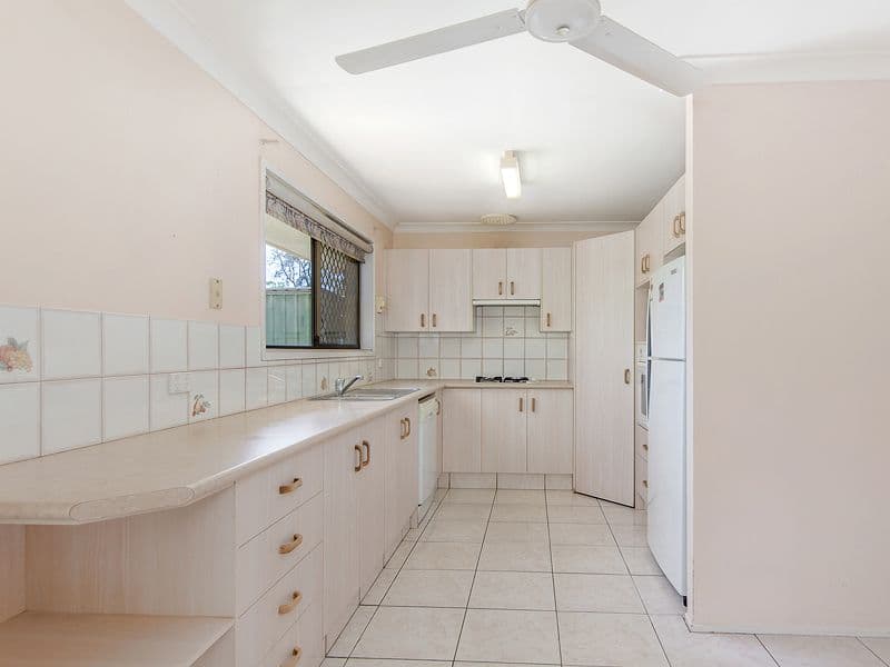 31 Manakin Avenue, Burleigh Waters QLD 4220, Burleigh Waters - Thumbnail 4