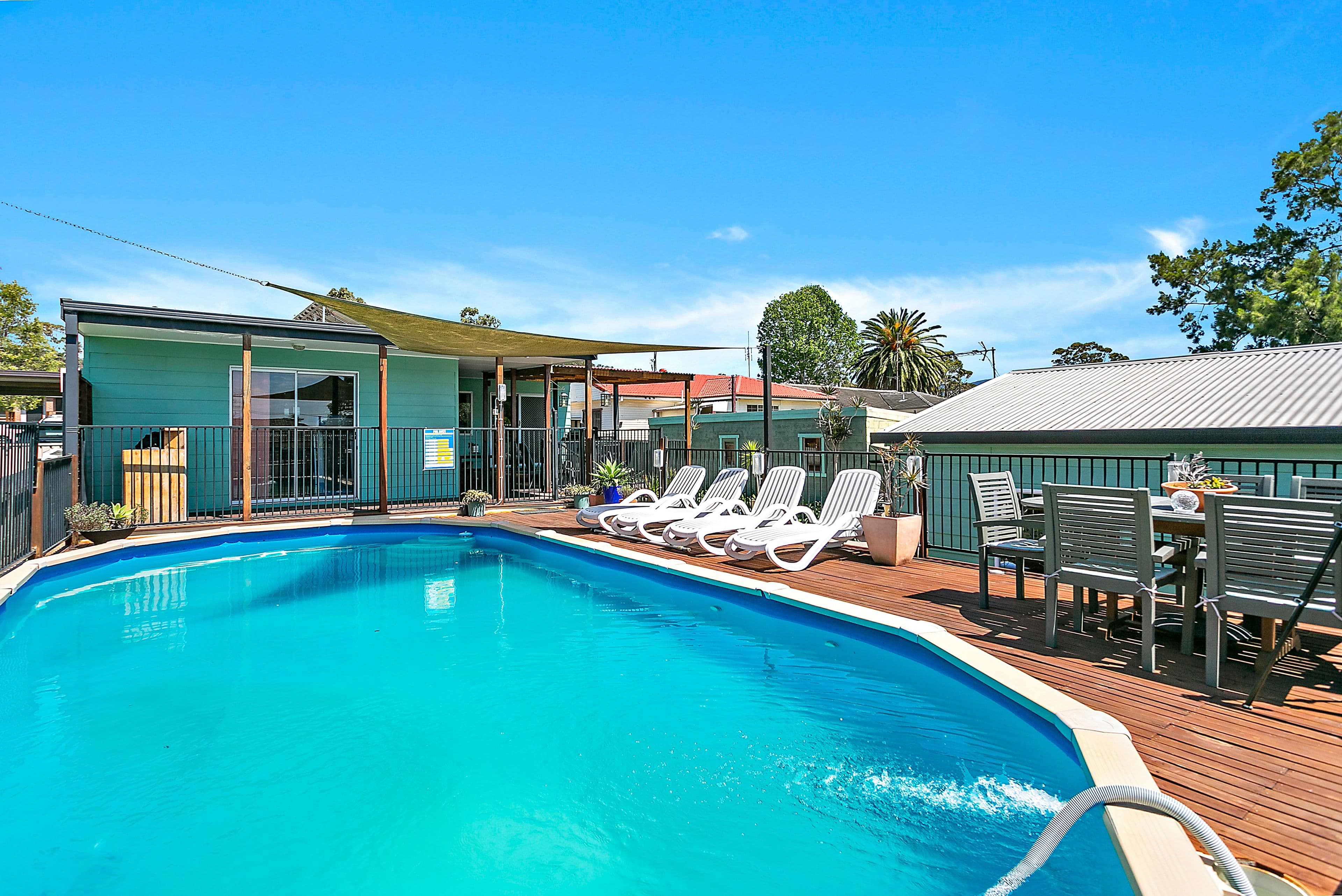 19 Macquarie Street, Albion Park - Image 1