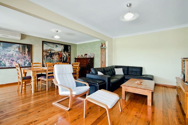 40 Ambleside Drive, CASTLE HILL NSW 2154, Castle Hill - Thumbnail 2