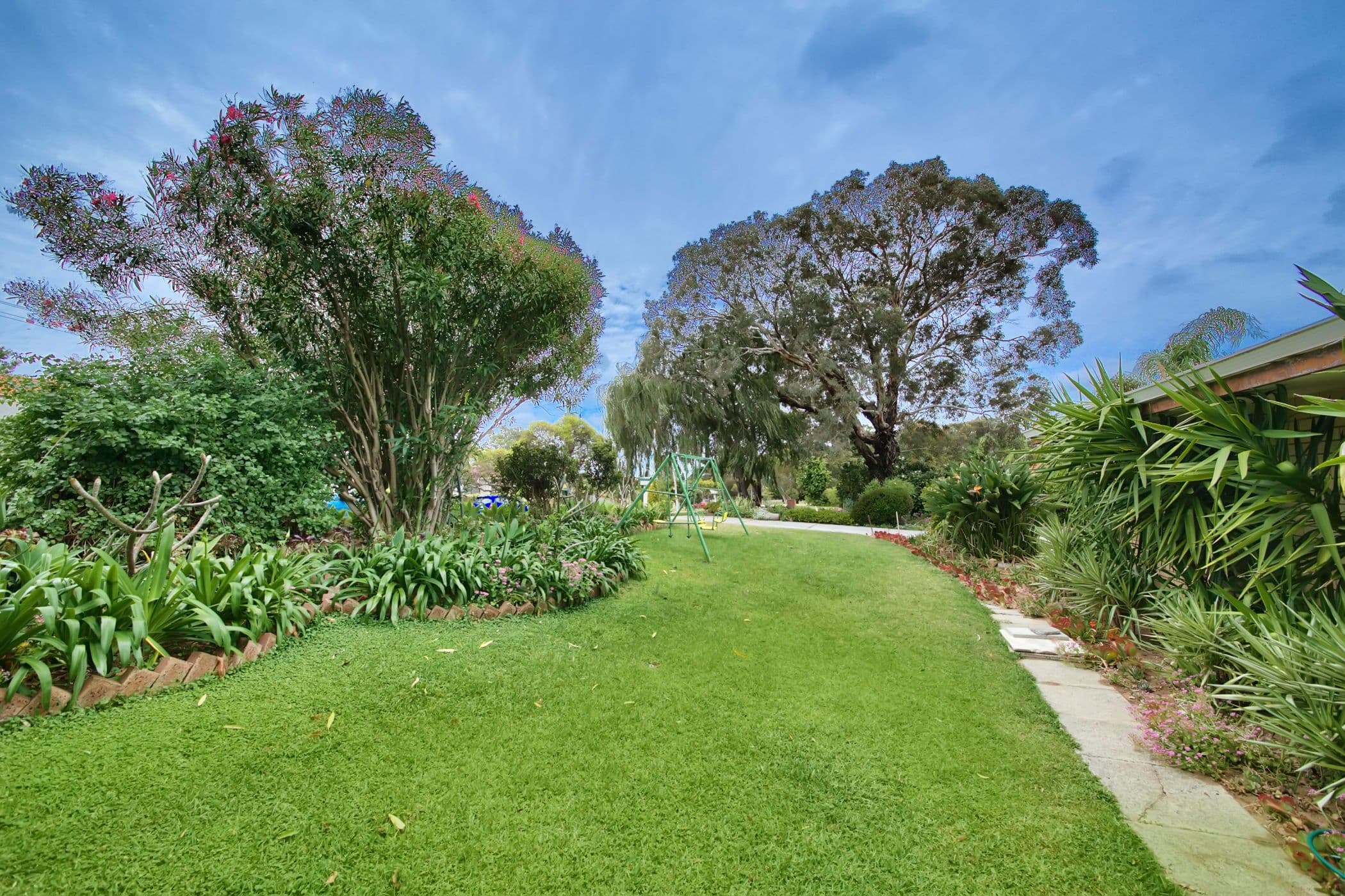 8 Alsace Street, Carine WA 6020, Carine - Thumbnail 2