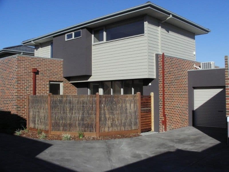 1 Henry Street, PAKENHAM VIC 3810, Pakenham - Image 1
