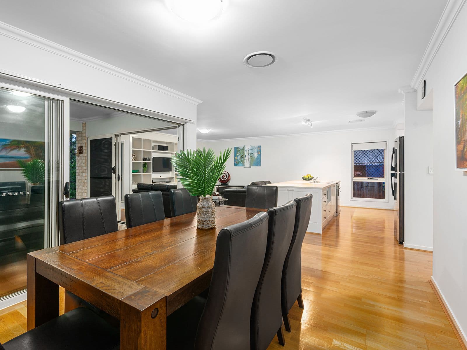 5 Colvillea Court, Everton Hills QLD 4053, Everton Hills - Thumbnail 6